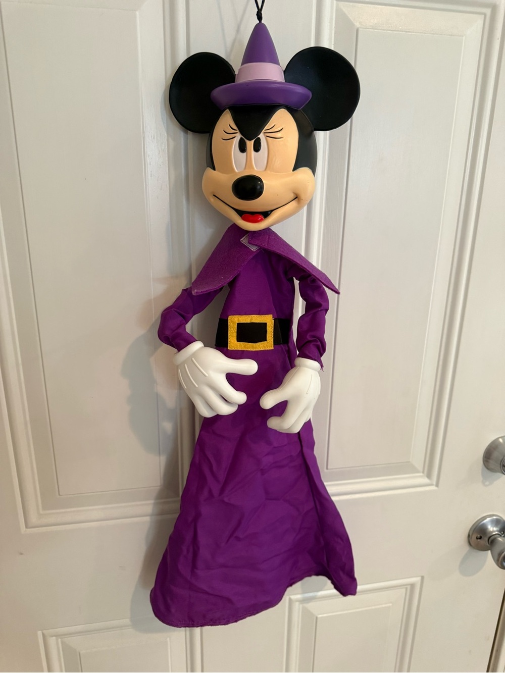 Minnie Mouse with door hanger